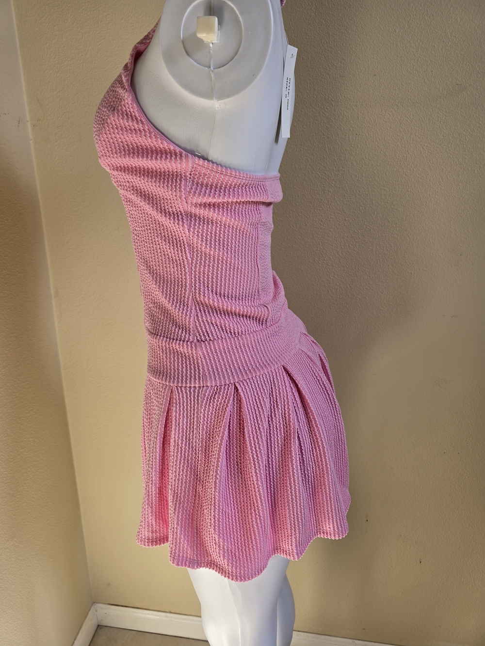 Brand New!Women's Pink Knit Button Halter Mini Dress - Picture 3 of 8